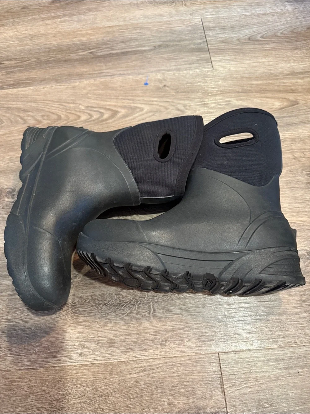 BOGS Mens Classic Ultra Mid  Black 100% Waterproof, Insulated Rain Boots SIZE 9